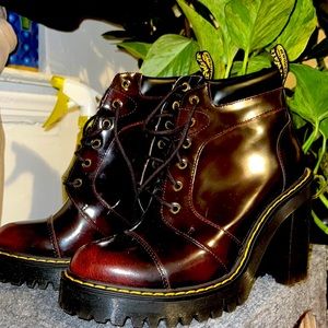 Dr martens averil boot cherry red